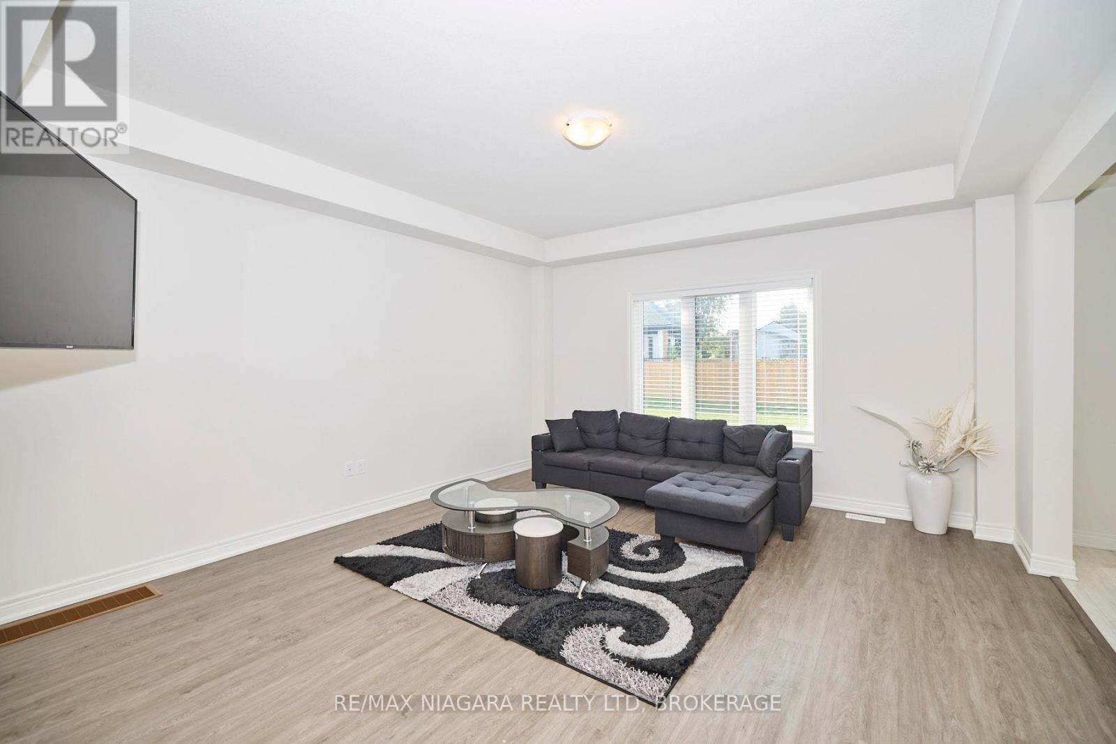 3595 CAROLINA COURT, Fort Erie (Ridgeway) — photo 7