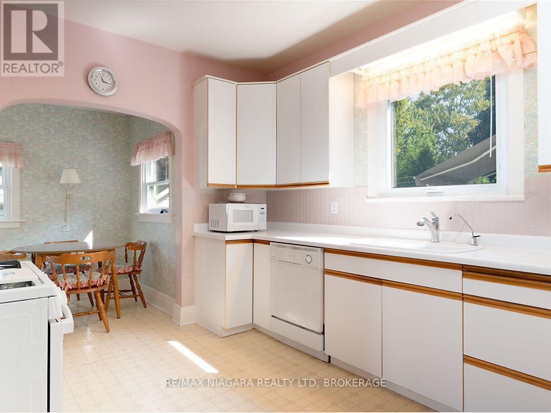 241 ALEXANDRA STREET - Image 16