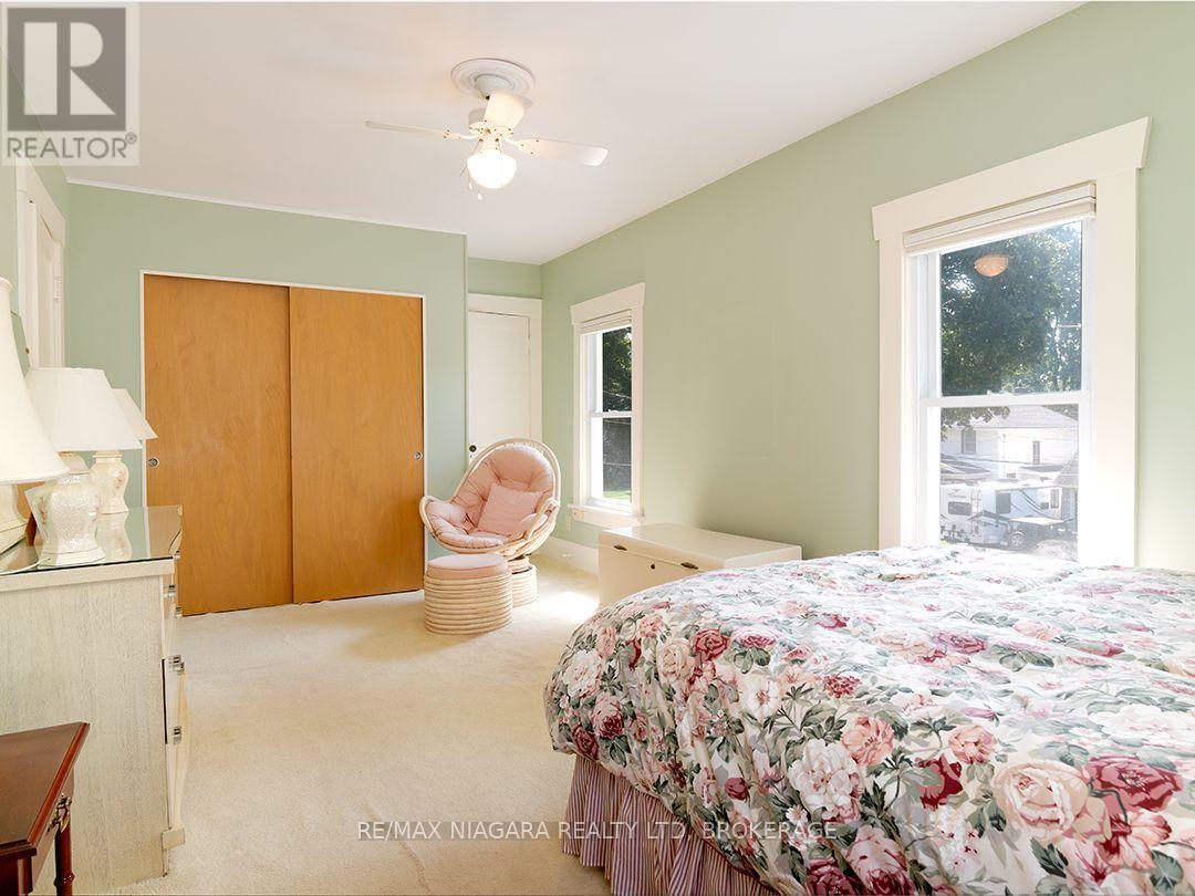 241 ALEXANDRA STREET - 23