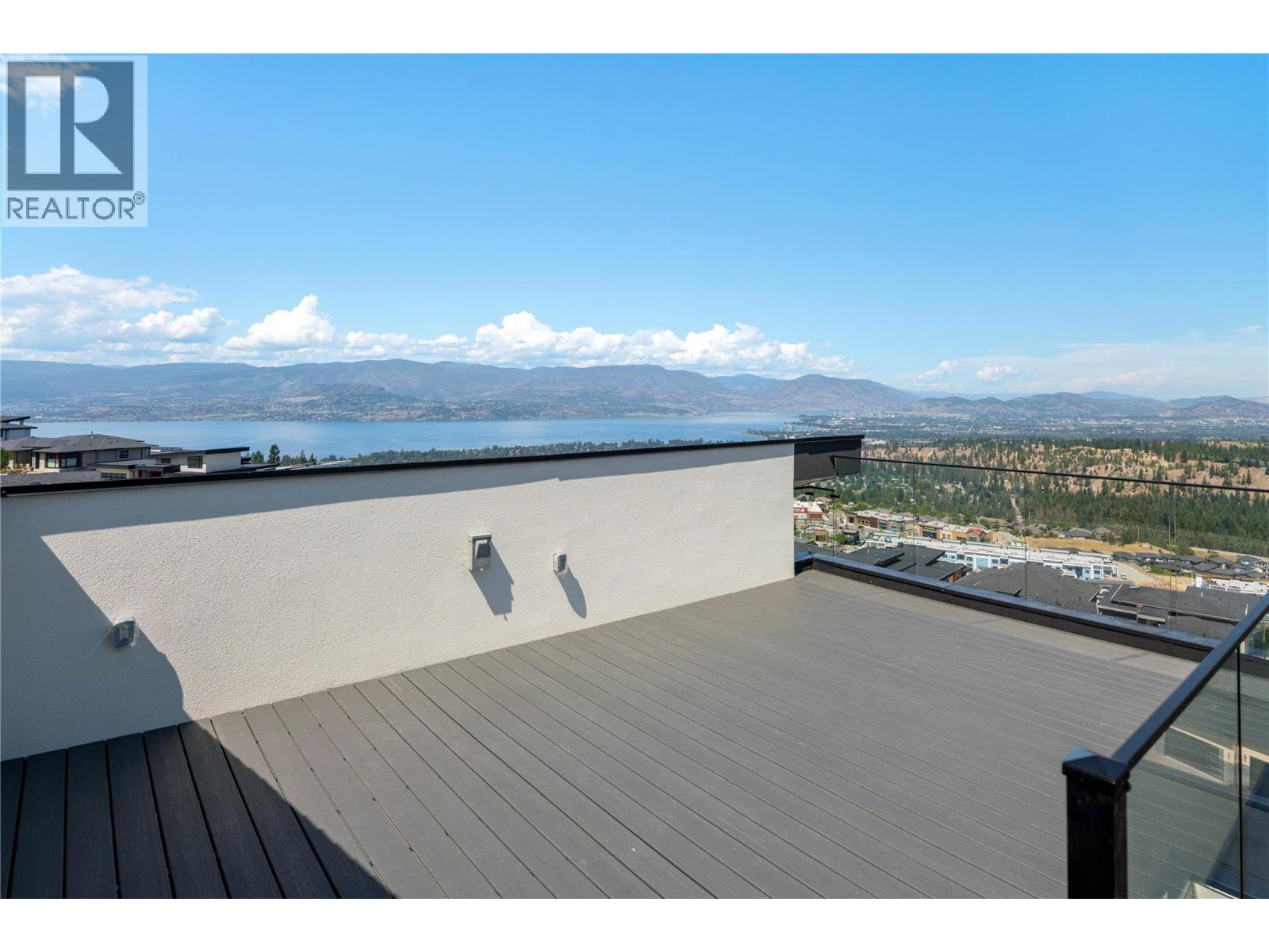 1016 EMSLIE Street - Image 38