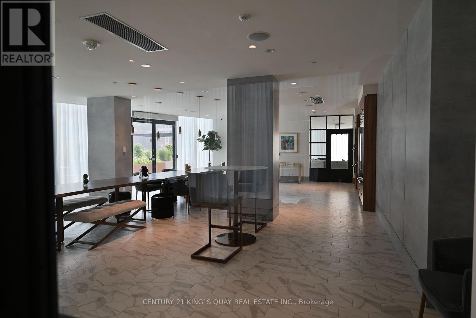 60 Shuter Street — photo 26