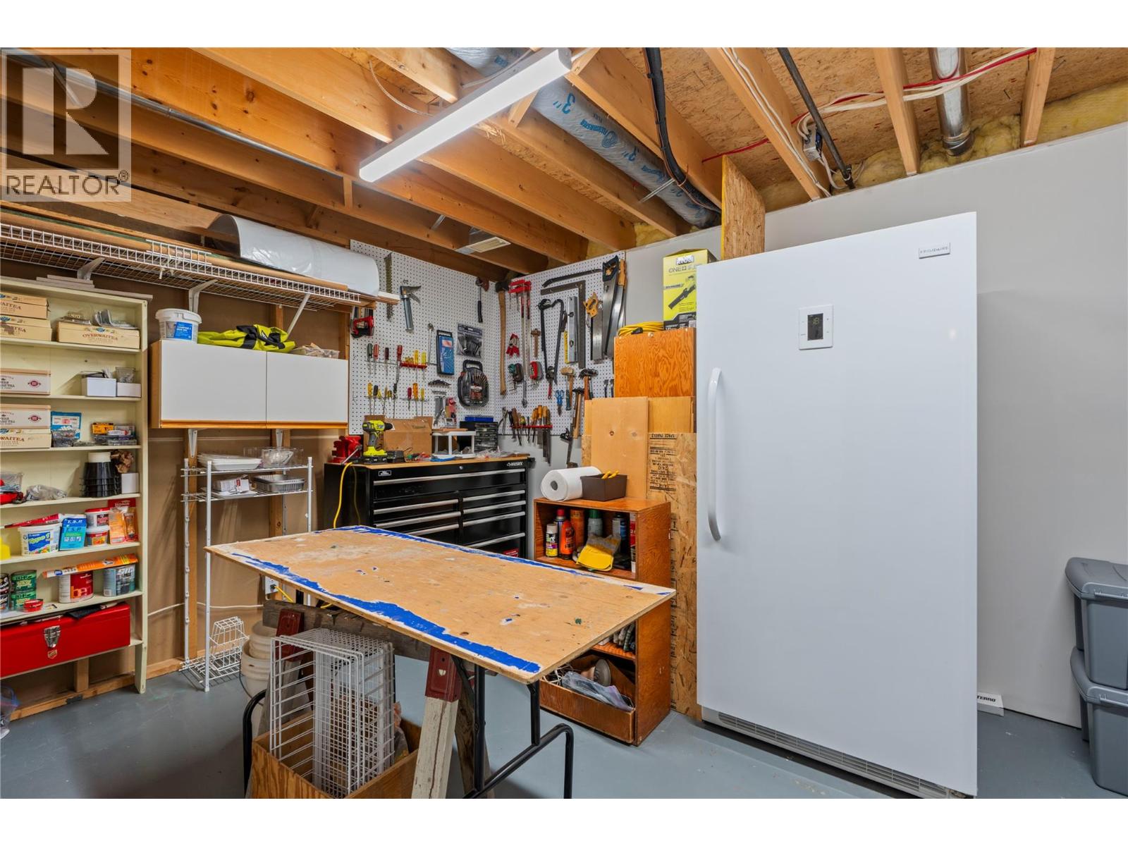 #17 3850 Argyle Avenue - 28
