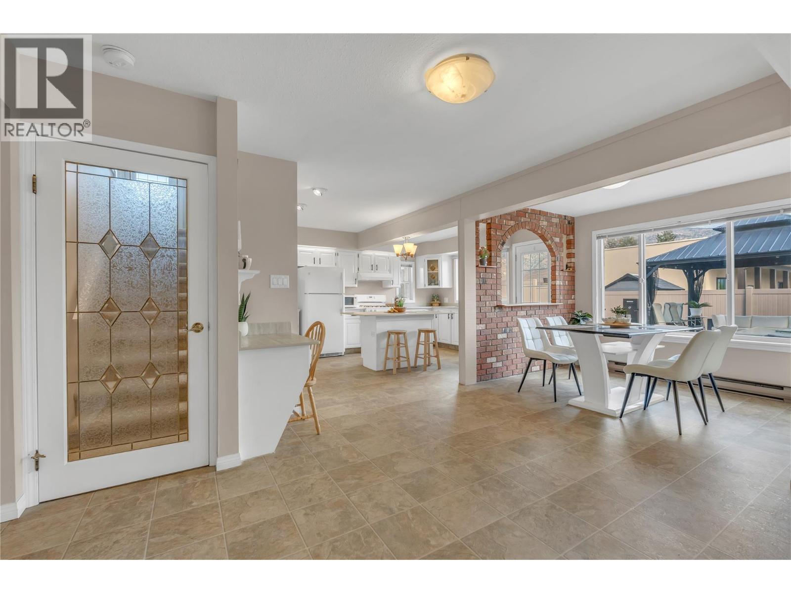 6764 Lakeside Drive - 24