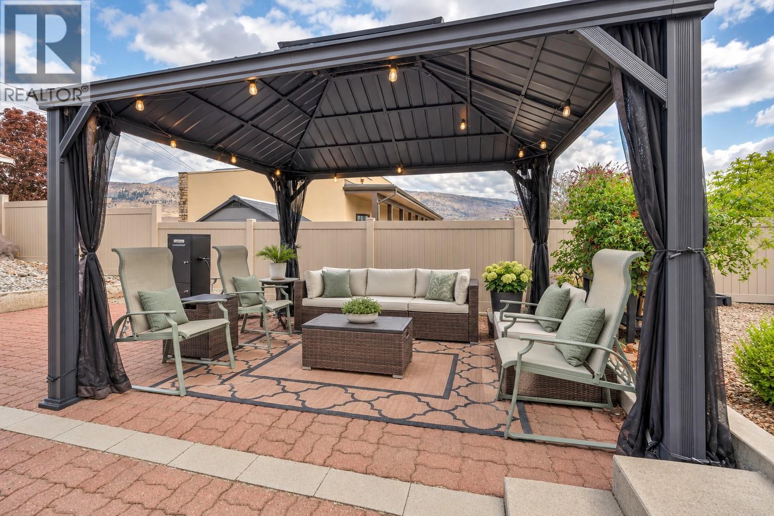 6764 Lakeside Drive, Oliver