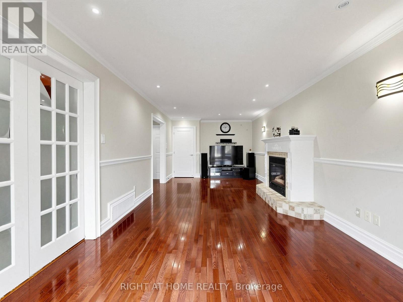 67 LADNER DRIVE - 13