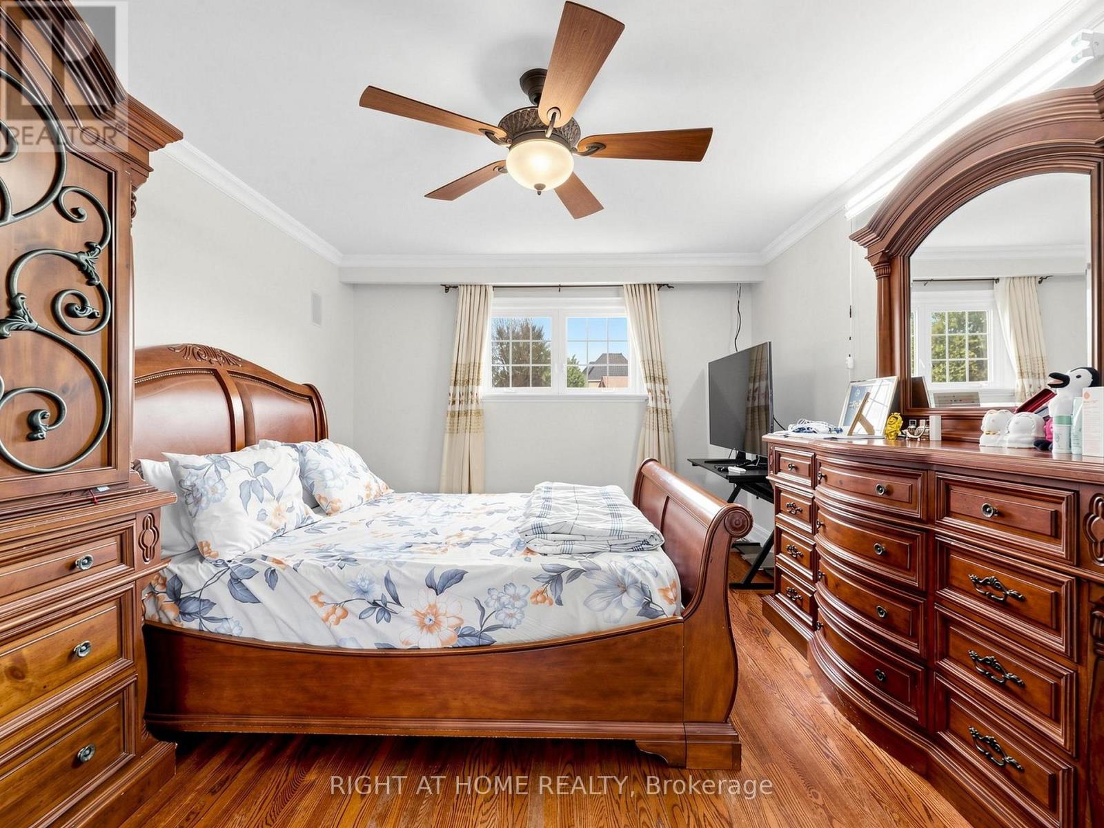 67 LADNER DRIVE - 23