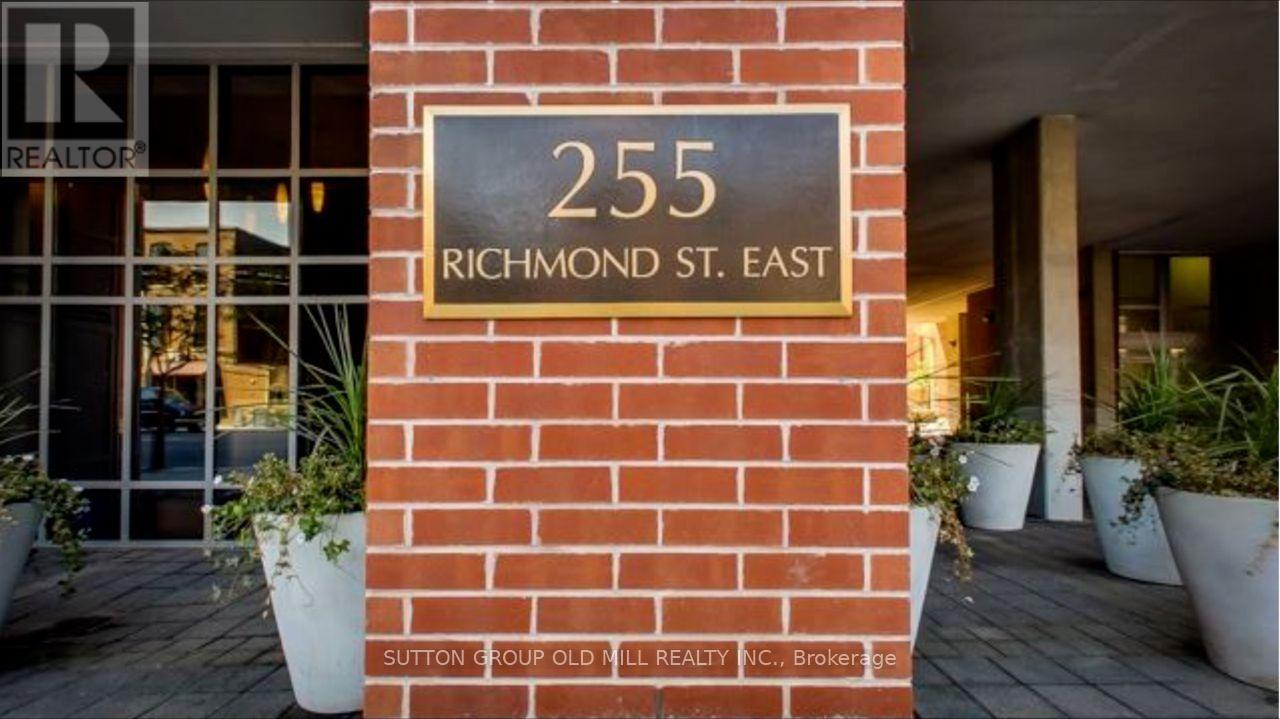 #PH2 255 RICHMOND STREET E - 30