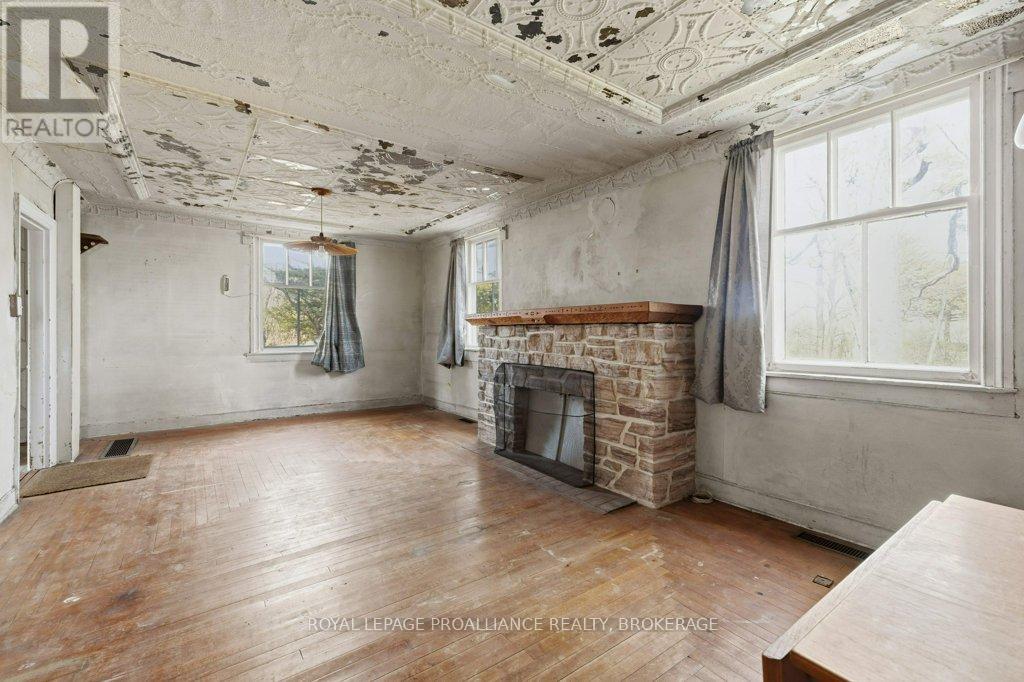 4690 BATH ROAD - Image 18