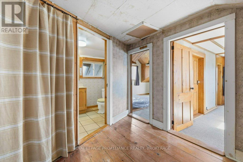 4690 BATH ROAD - Image 30