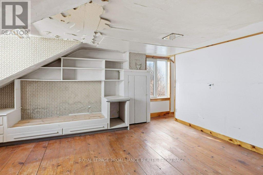 4690 BATH ROAD - Image 39