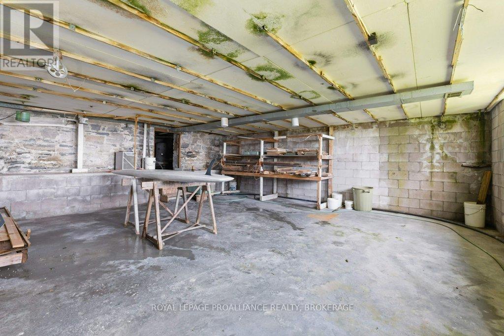 4690 BATH ROAD - 42