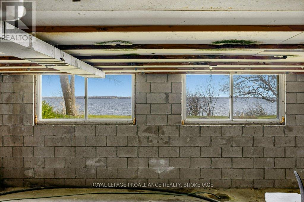 4690 BATH ROAD - Image 44