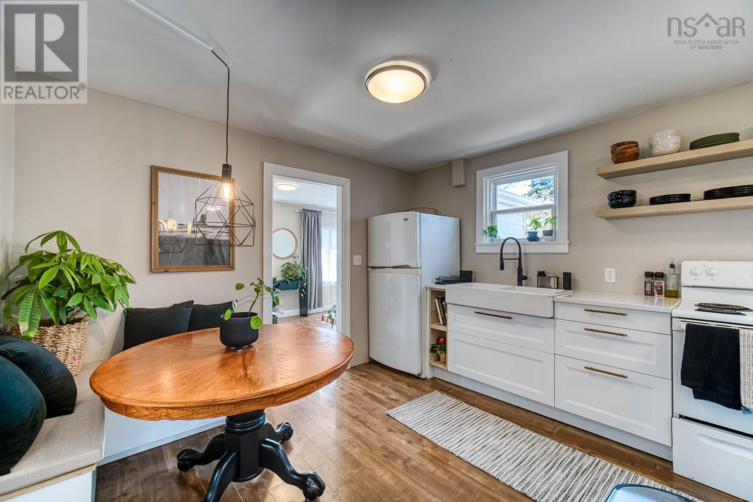 331 Chadwick Street - 8