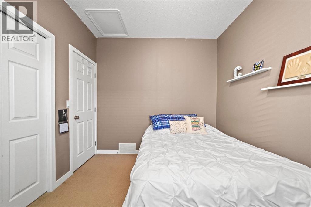 7510 40 Avenue - 14