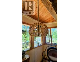 Dining nook - 8496 B Procter Road E, Procter, BC V1L0B7 Photo 7