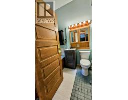 8496 B Procter Road E, Procter, BC V1L0B7 Photo 22