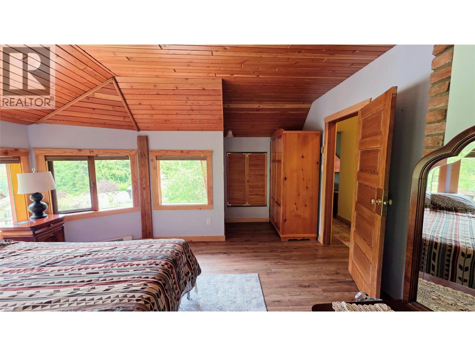 8496 B Procter Road E - 42