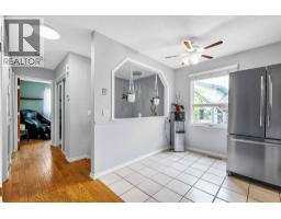 Kitchen - 215 Erin Woods Drive Se, Calgary, AB T2B2V7 Photo 6