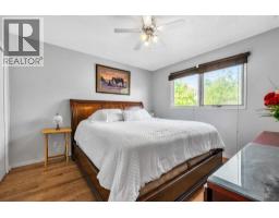 Furnace - 215 Erin Woods Drive Se, Calgary, AB T2B2V7 Photo 10