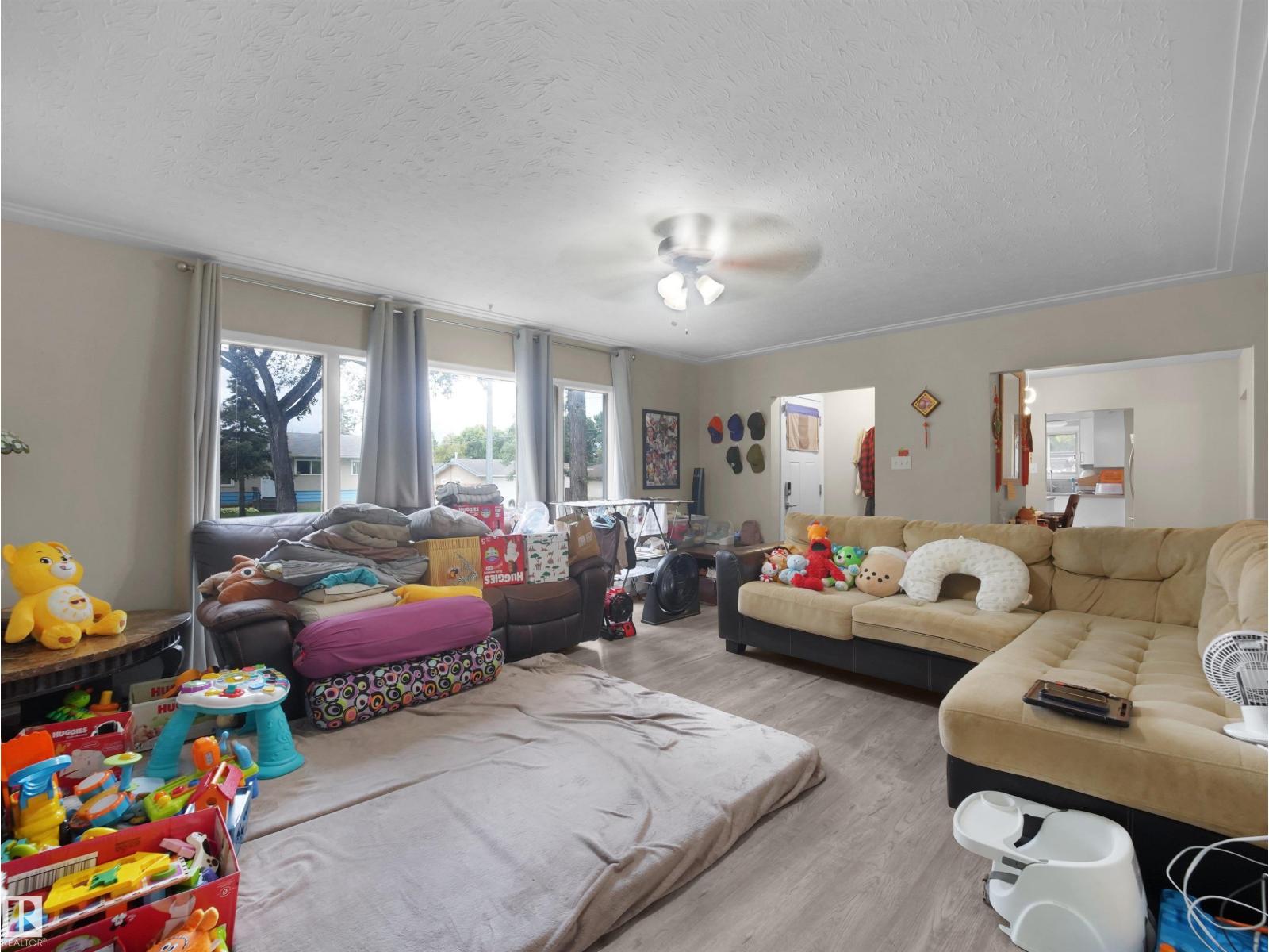 12002 48 ST NW - 6