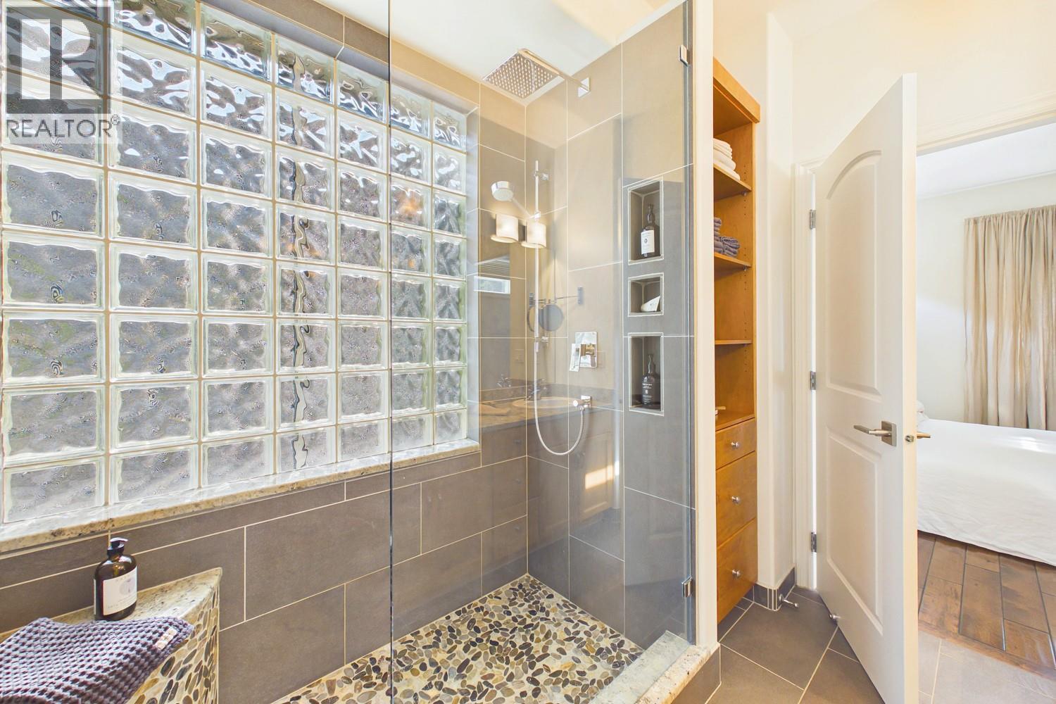4539 Gallaghers Edgewood Drive, Kelowna