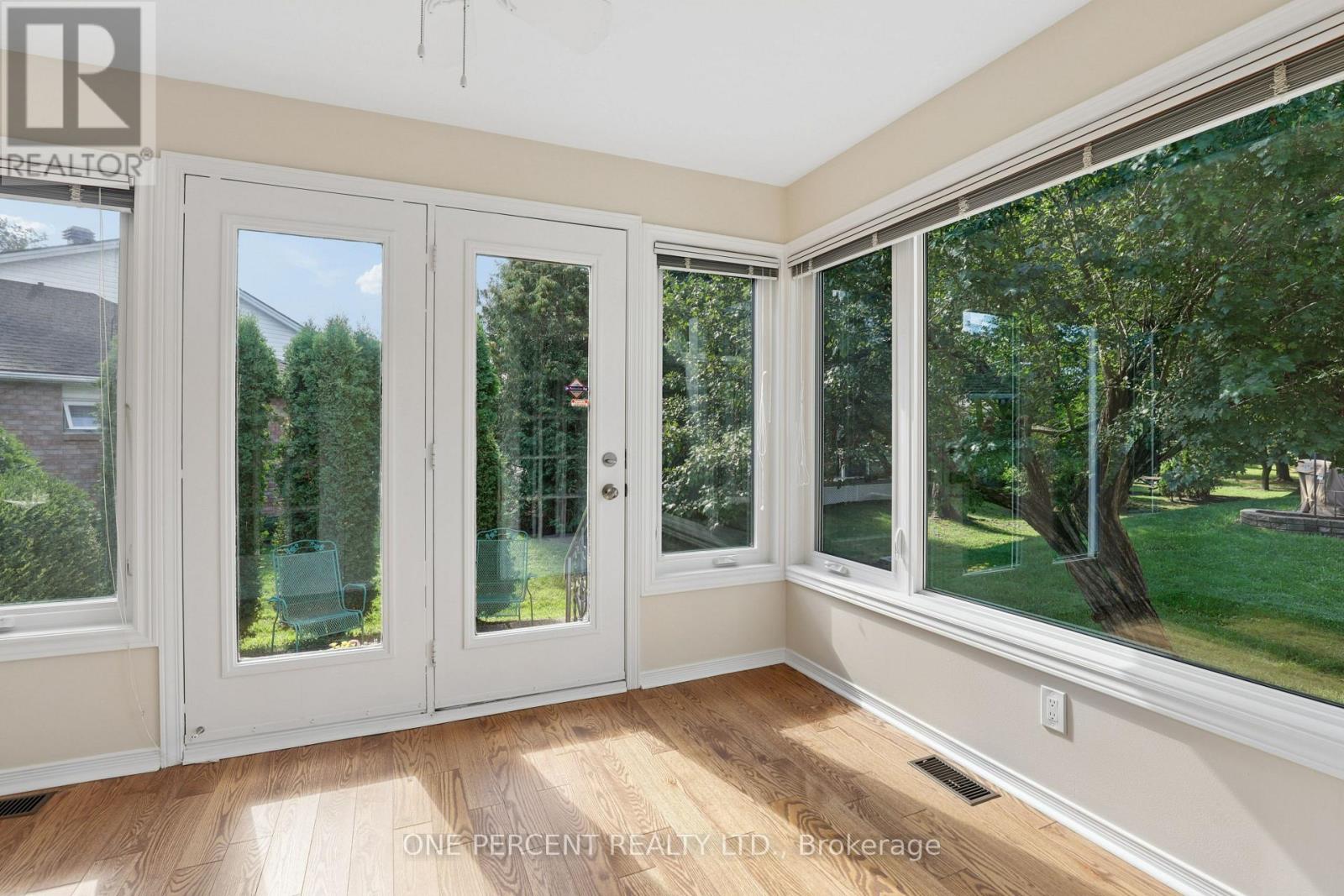 17 PINE NEEDLES COURT - 26
