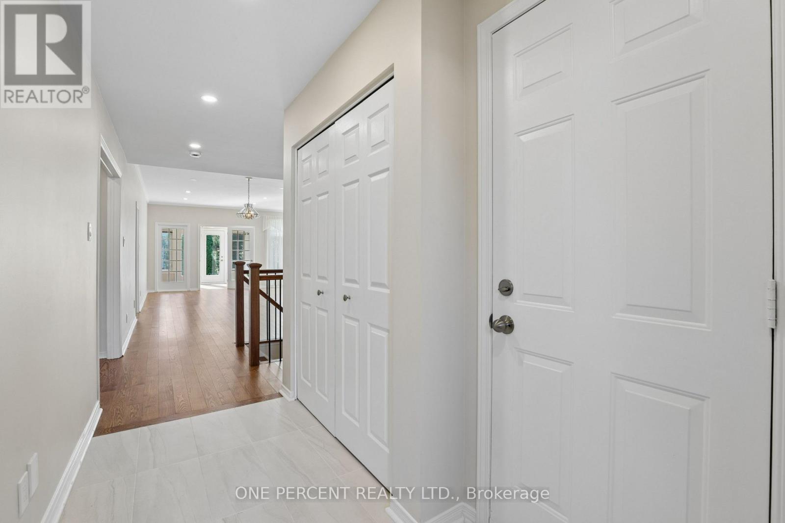17 PINE NEEDLES COURT - 5