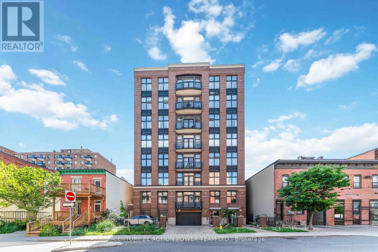 #6A 144 CLARENCE STREET - 1