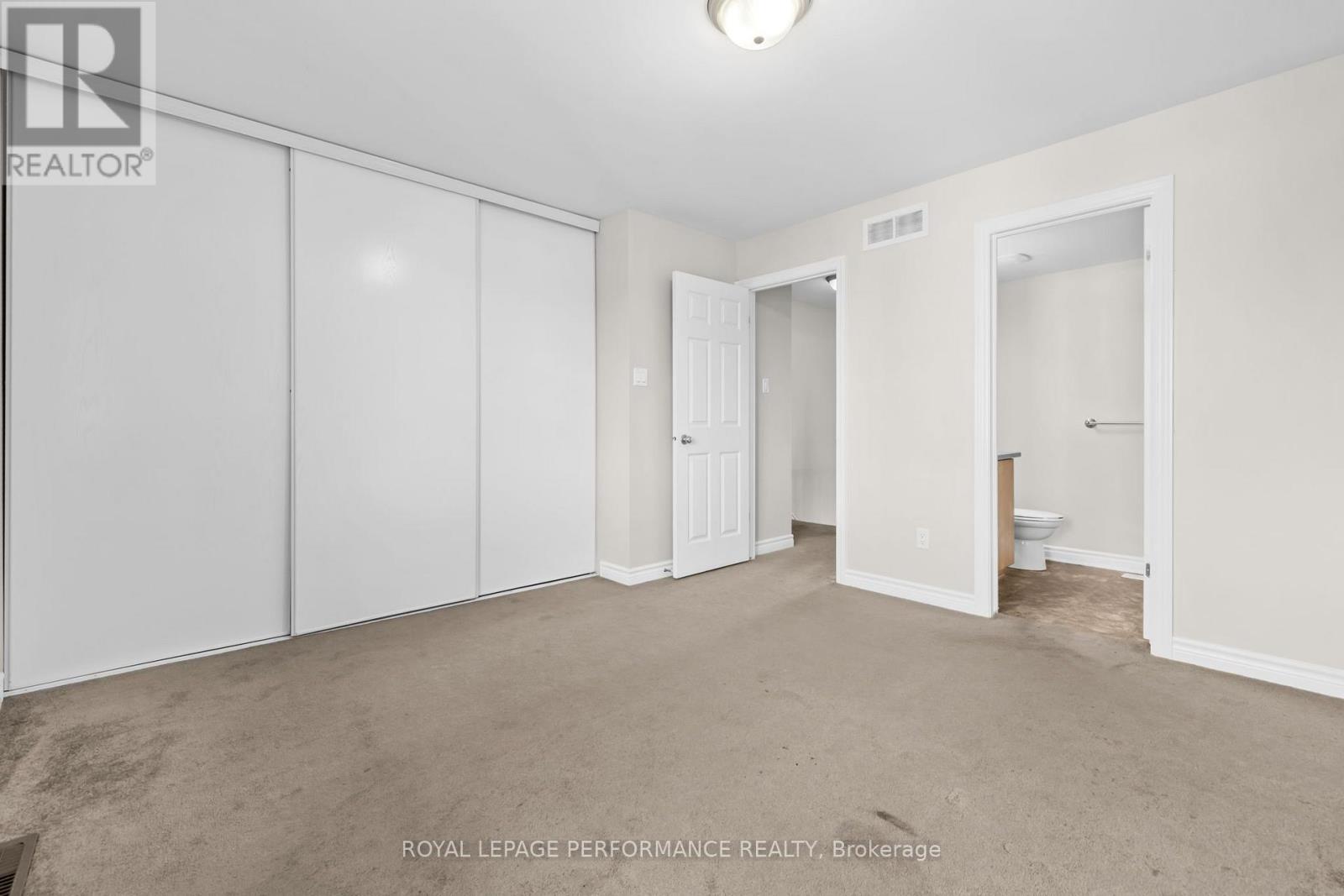 10 - 2224 Marble Crescent