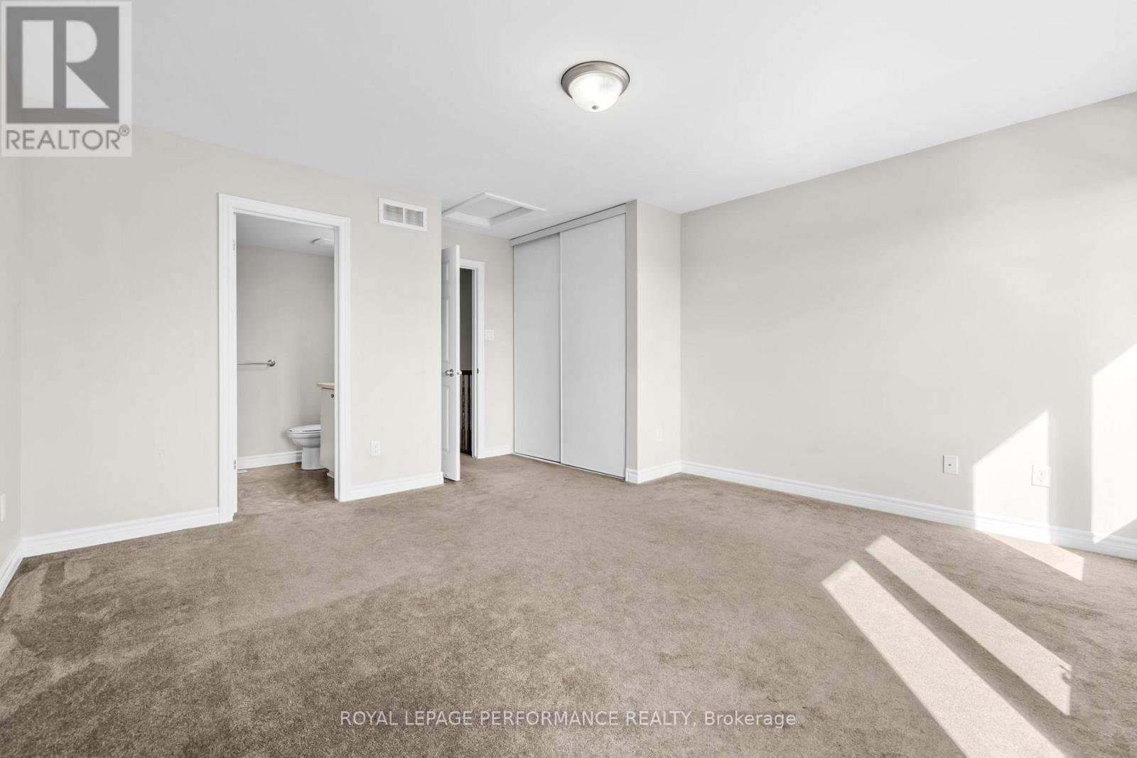 10 - 2224 Marble Crescent