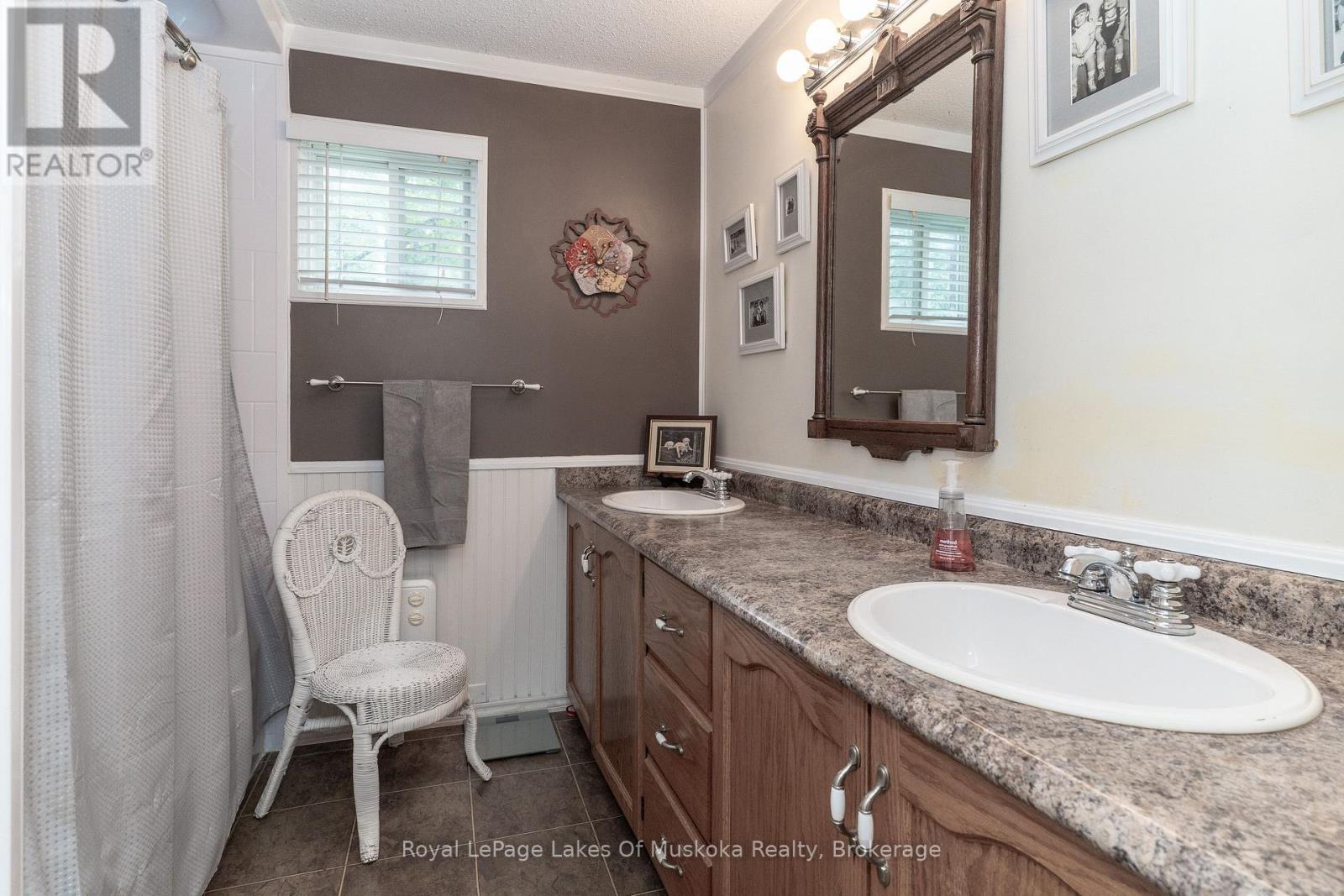 230 LAKEVIEW AVENUE - Image 18