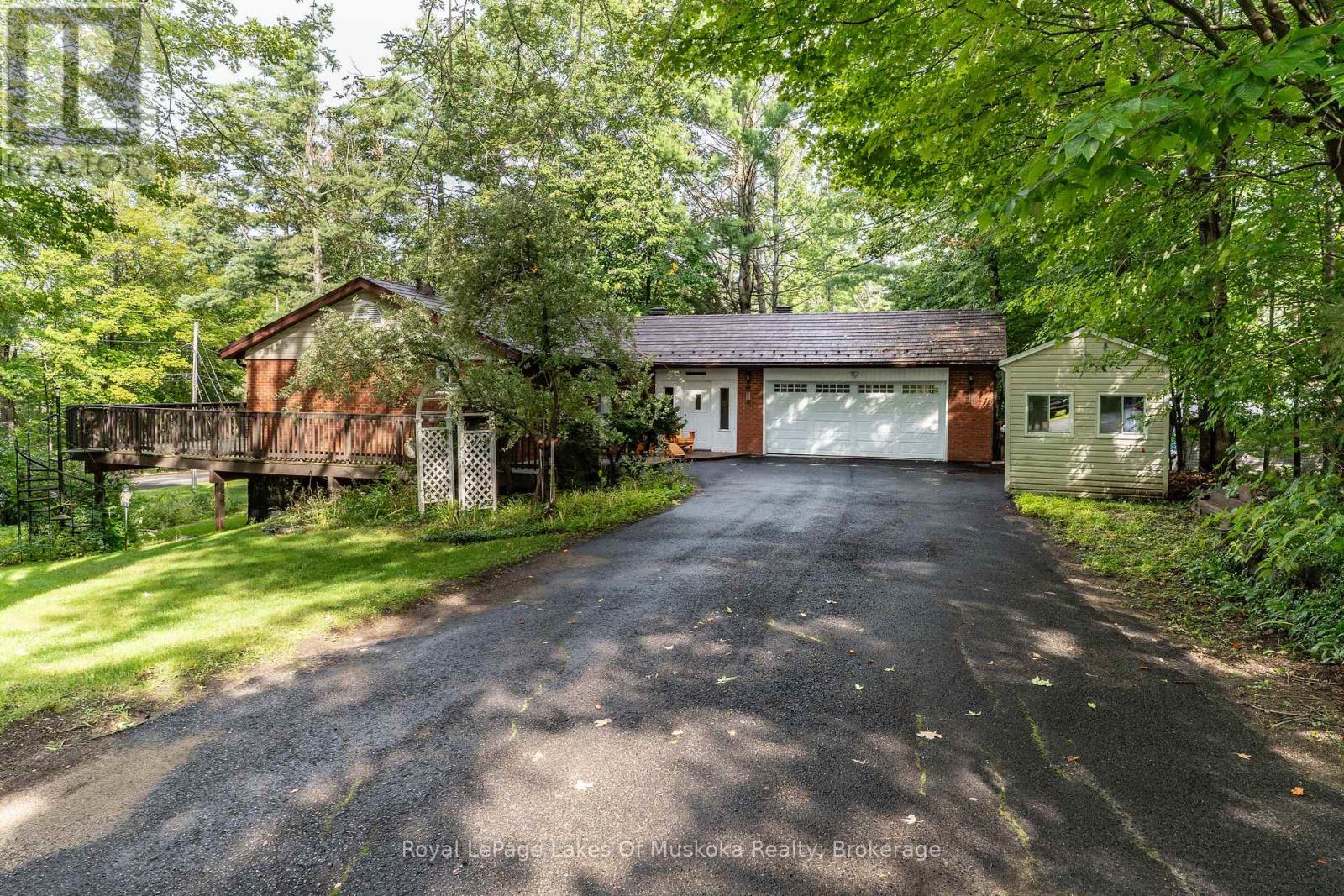 230 LAKEVIEW AVENUE - Image 33