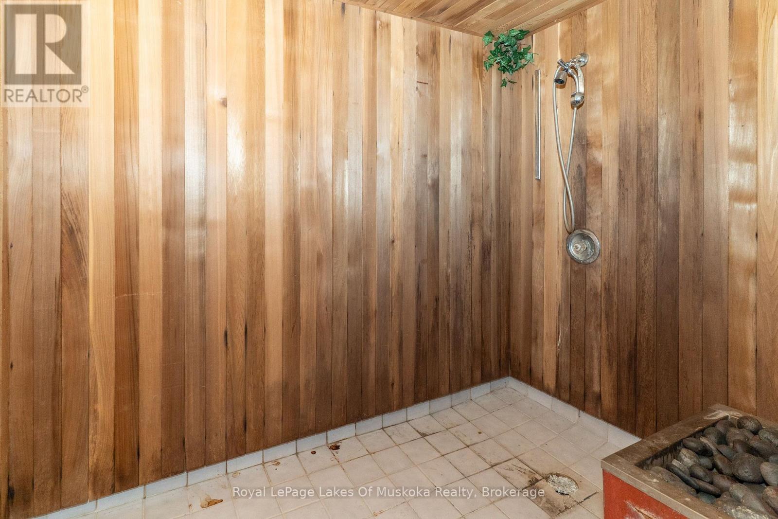 230 LAKEVIEW AVENUE - Image 30