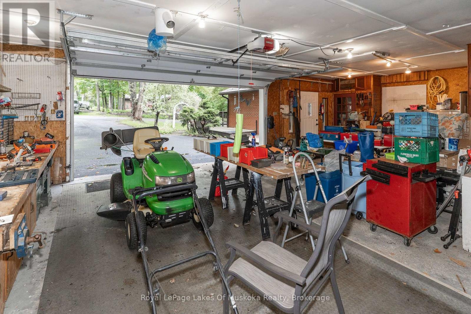 230 LAKEVIEW AVENUE - Image 35