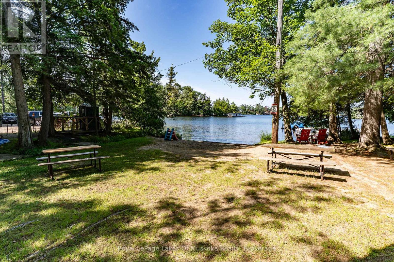 230 LAKEVIEW AVENUE - 40