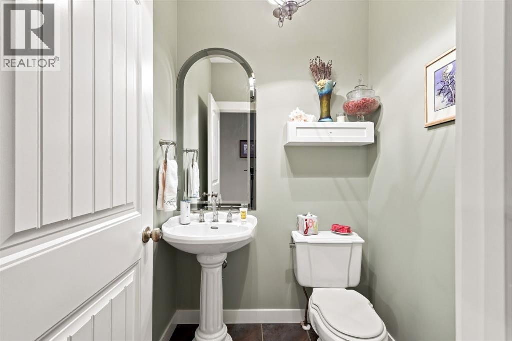 Main Floor 1/2 Bath