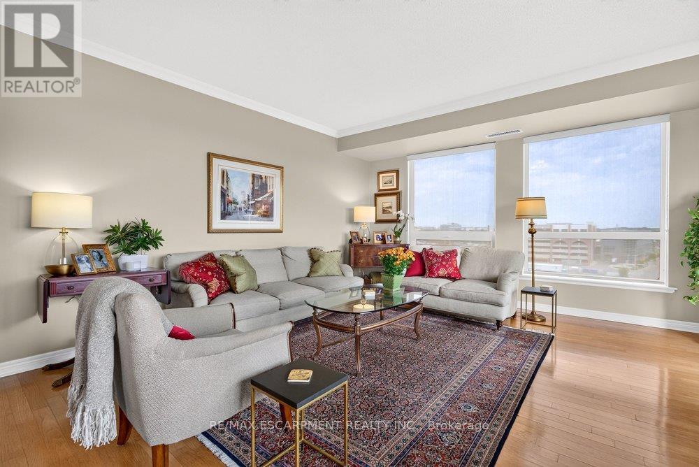 #702 60 OLD MILL ROAD - 13