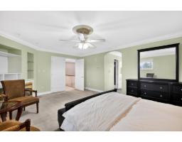 18048 99a Avenue, Surrey, BC V4N4V6 Photo 24