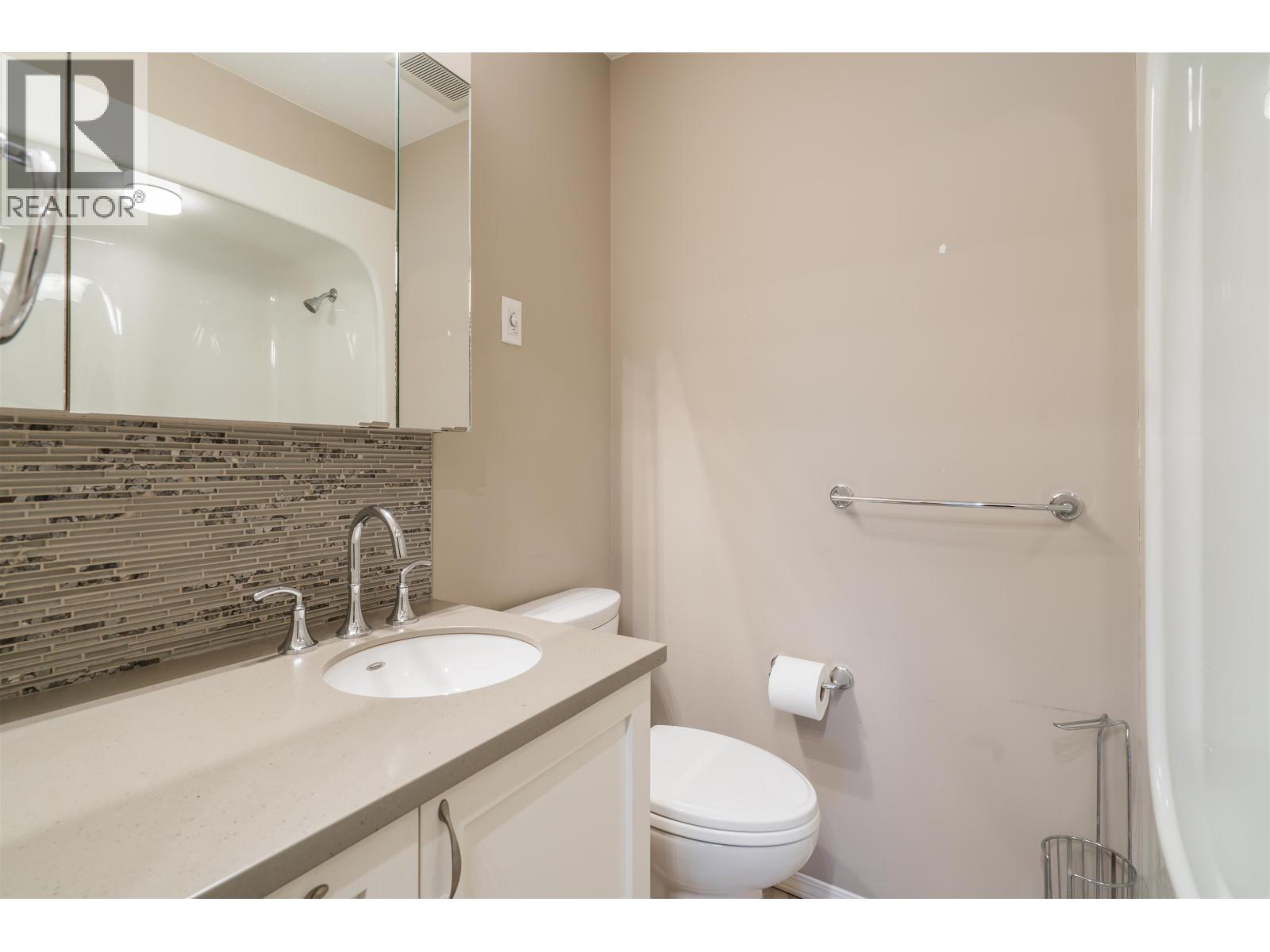 #116 801 PRESTON ROAD - 11