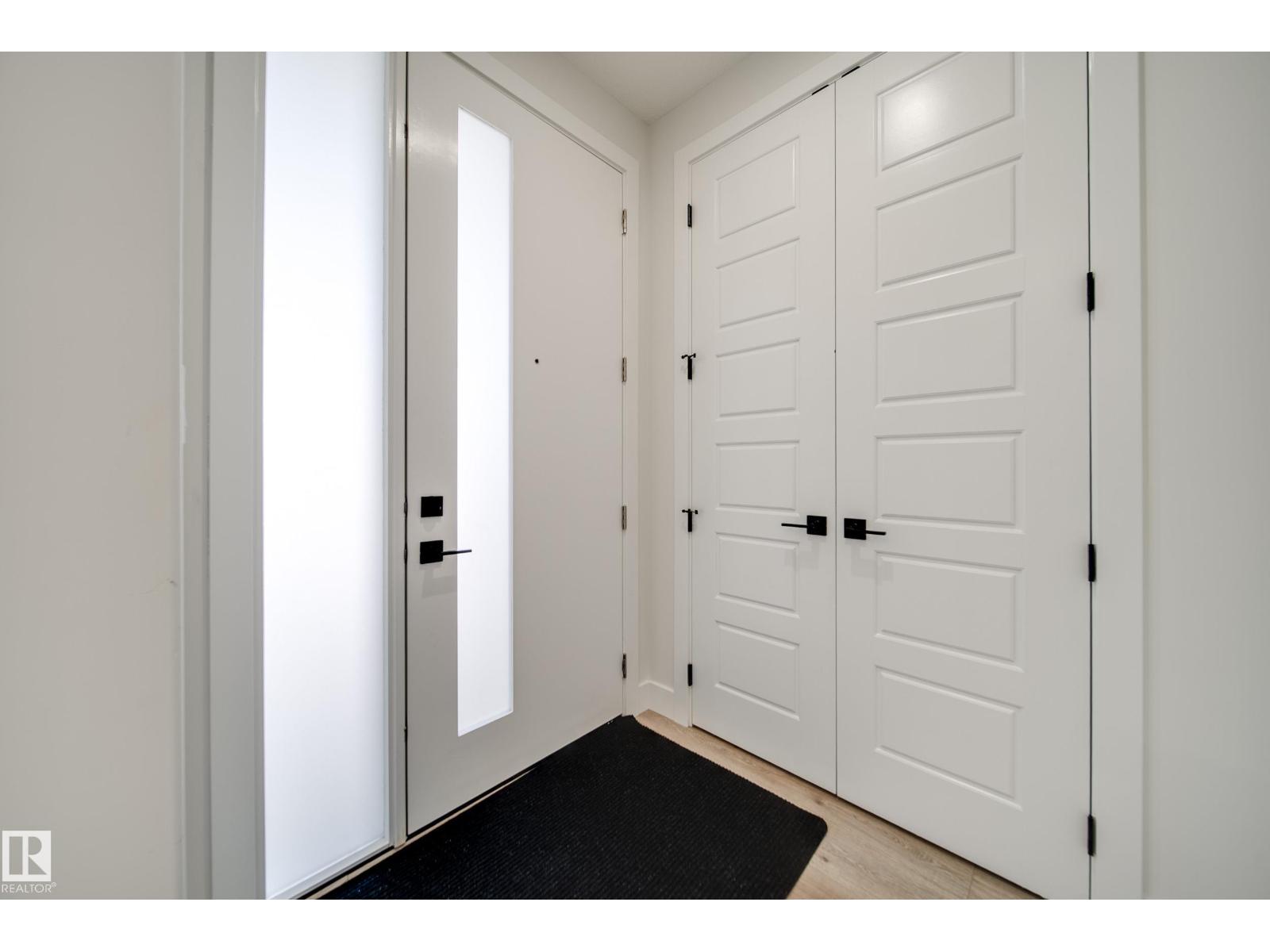 8527 183 ave NW - 2