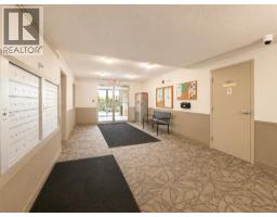 6101, 304 Mackenzie Way SW - photo 4