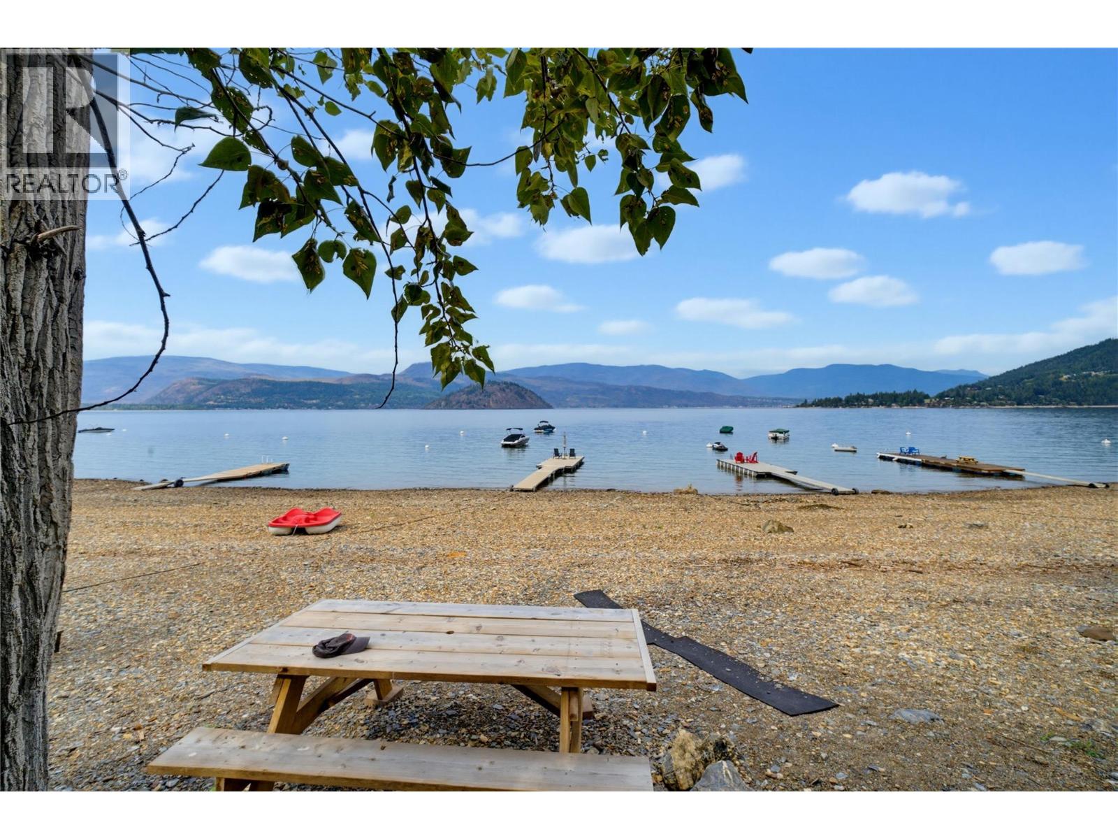2226 Blind Bay Road - Image 12