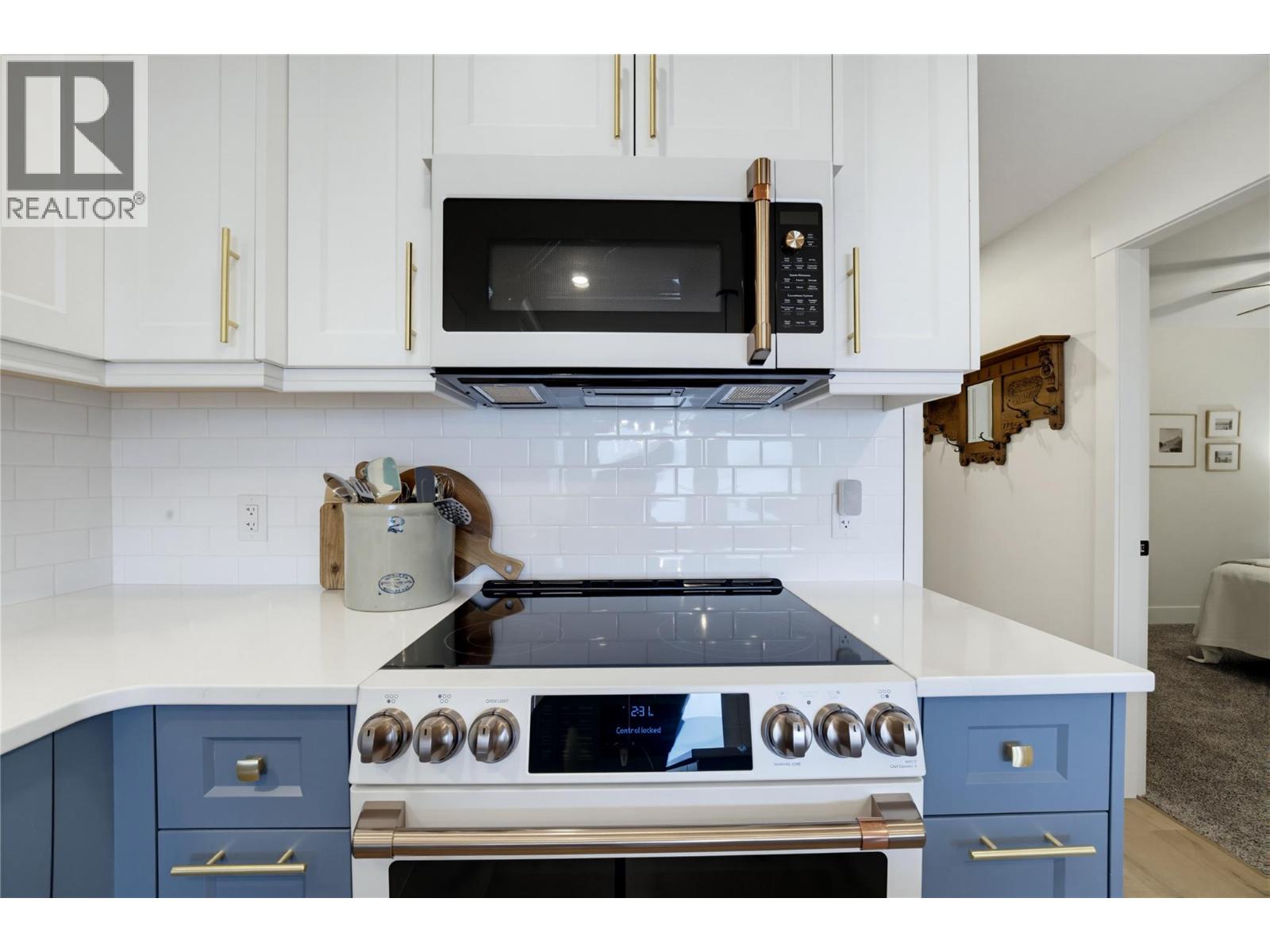 2226 Blind Bay Road - 31