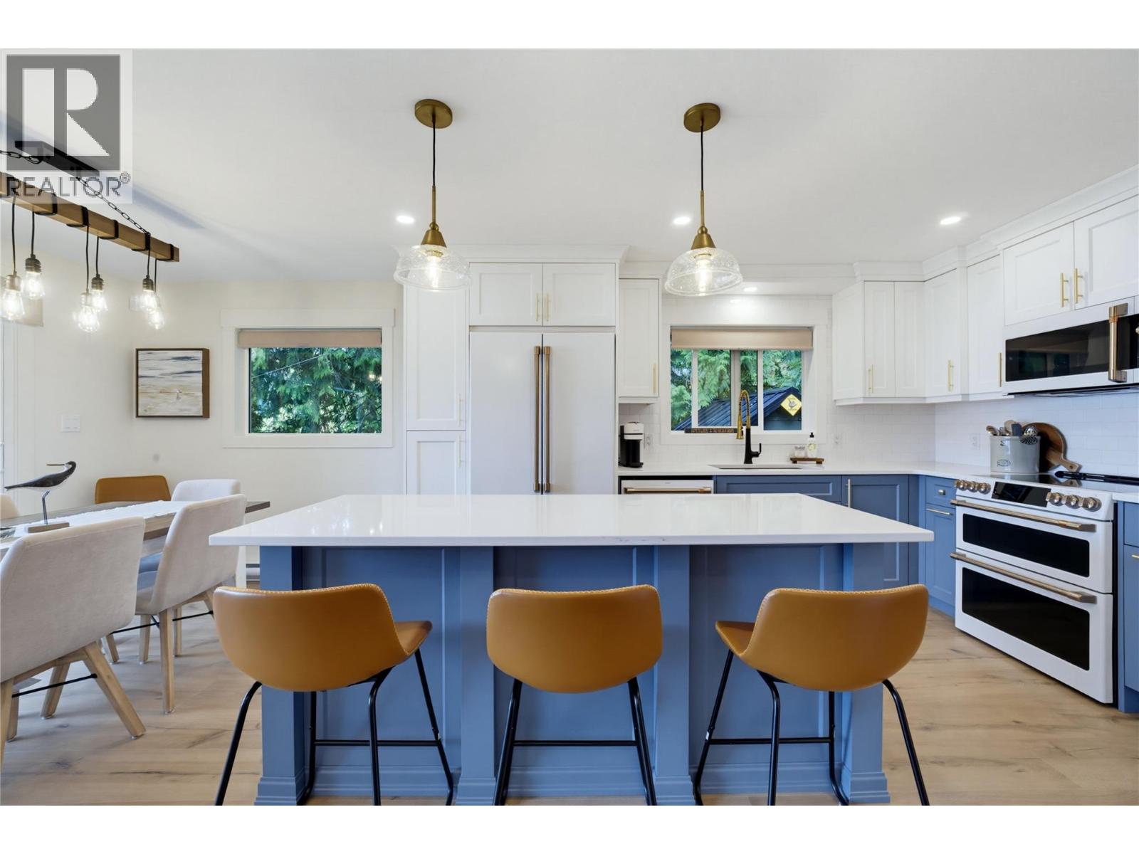 2226 Blind Bay Road - Image 27