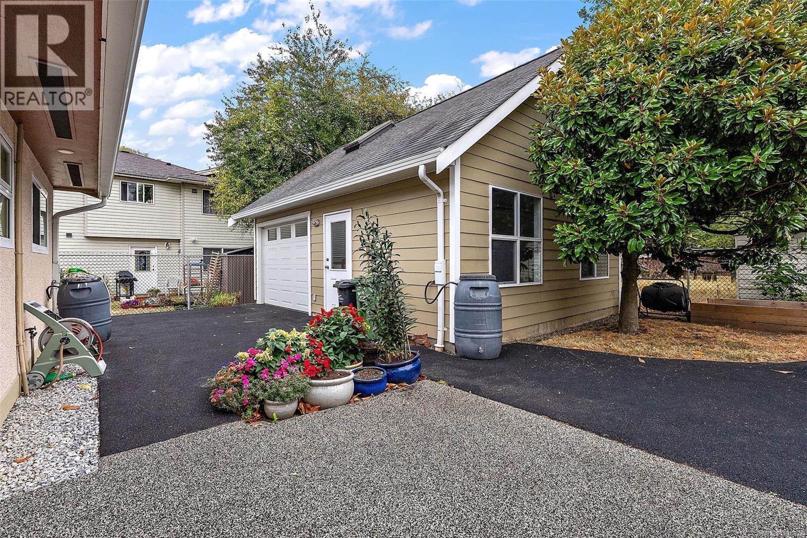 3167 Irma St - 20