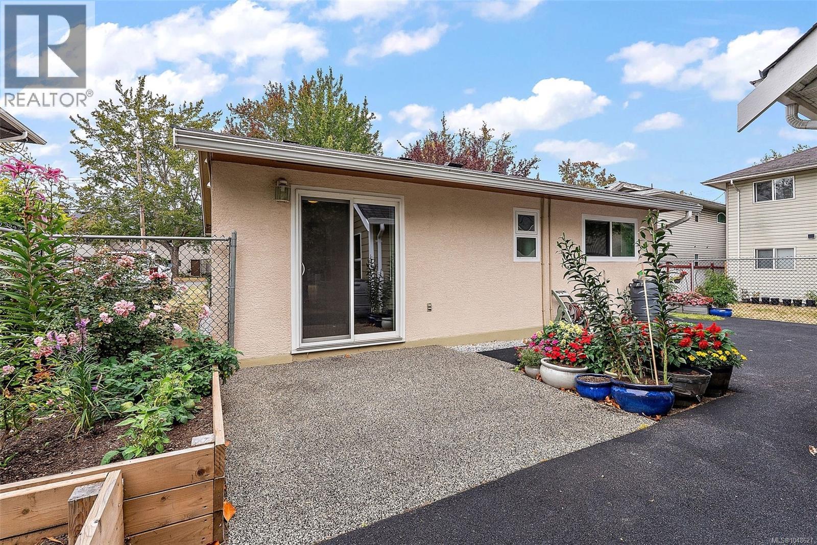  3167 Irma Street, Victoria