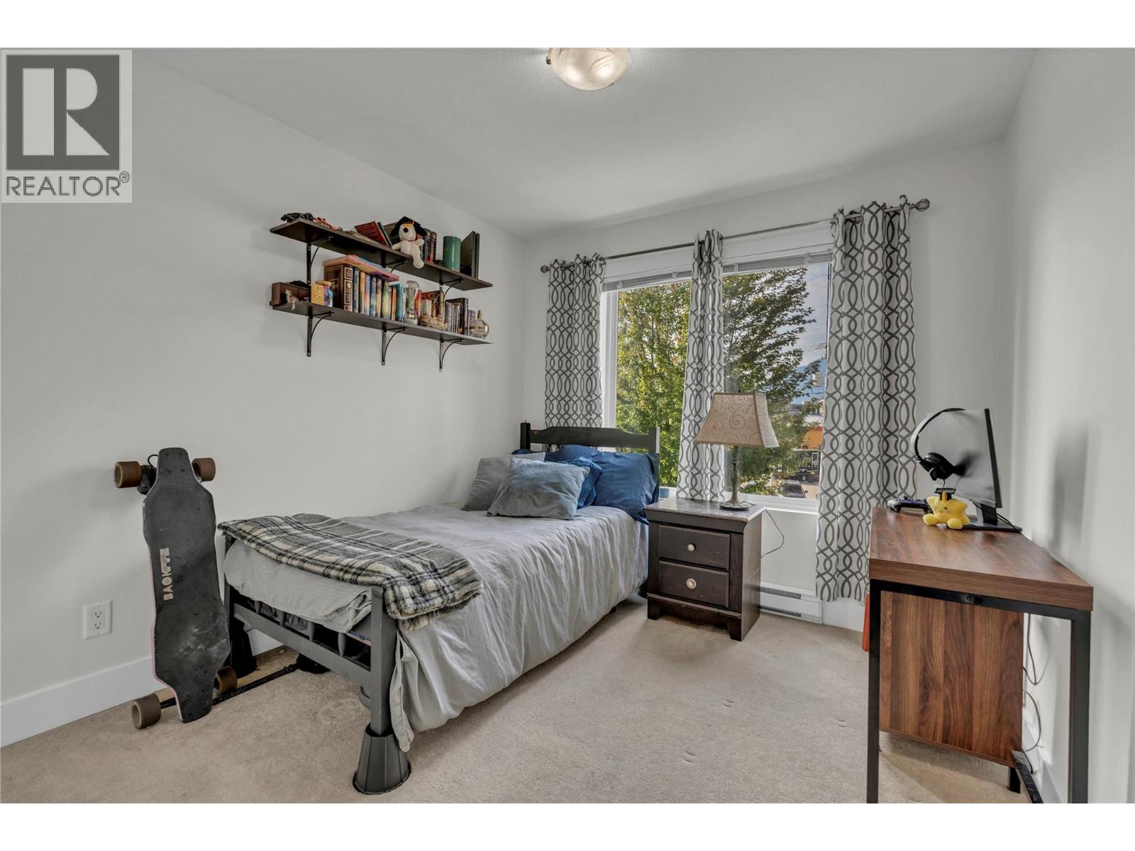 #216 246 Hastings Avenue - 19
