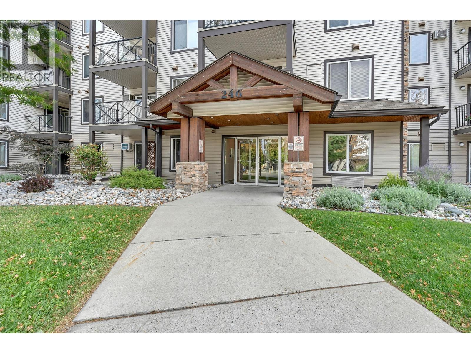 #216 246 Hastings Avenue - 25