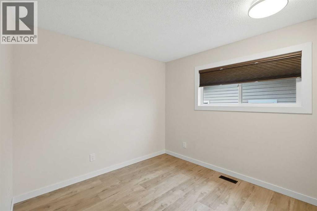 15 Deersaxon Road SE - 14