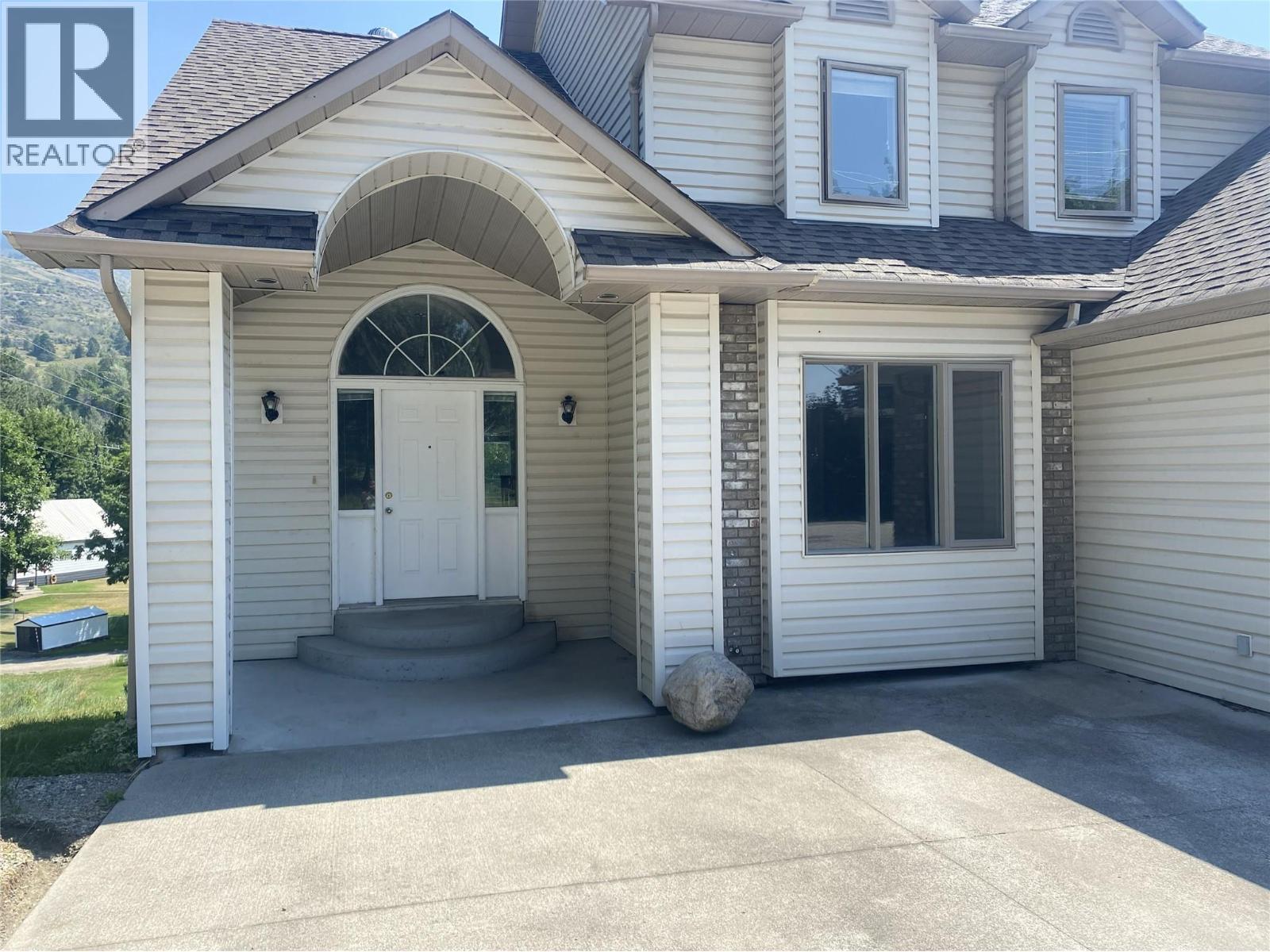 7594 2nd Street - 2